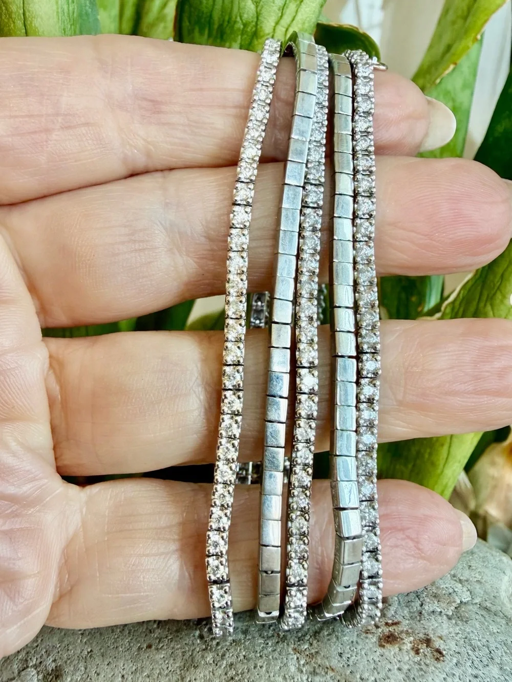 14k gold and 4.15 carat Multi-Row diamond Bracelet
